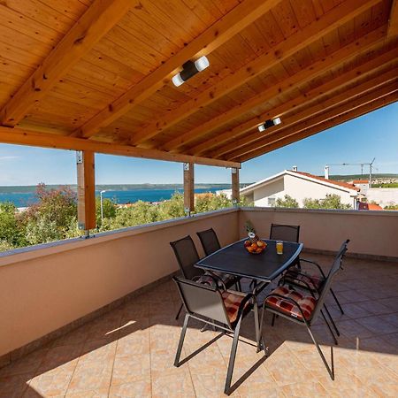 Beautiful Apartment In Maslenica With Kitchen Exterior foto